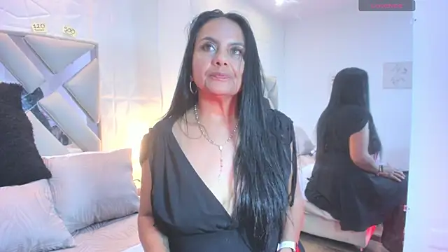 raquell moore online show from 09.23.25