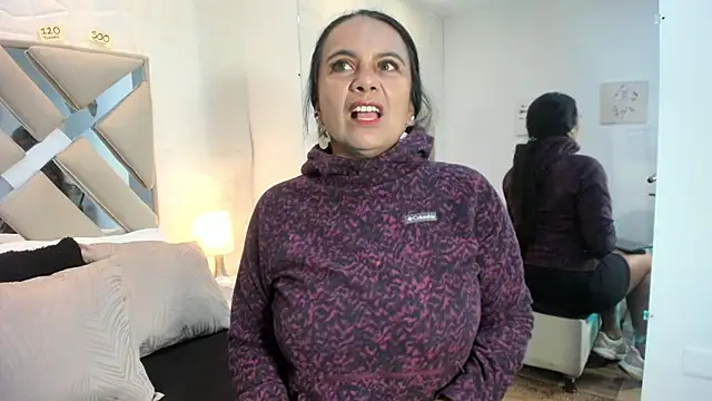 raquell moore online show from 11.24.25