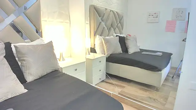 raquell moore online show from 02.27.26