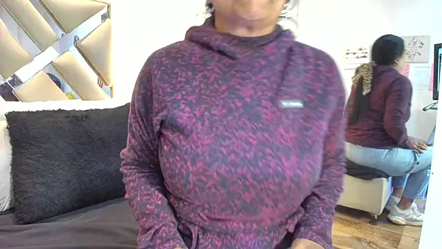 raquell moore online show from 03.03.26