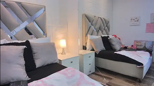 raquell moore online show from 03.22.26