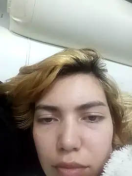 Snapshot of VittoriaTaylor chatting on 09.27.25 VittoriaTaylor online show from 09.27.25