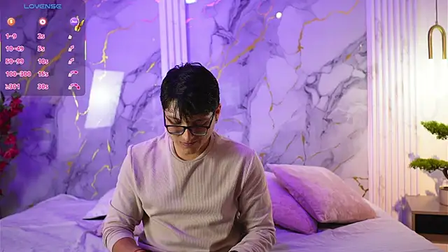 vanilla hot online show from 10.04.25