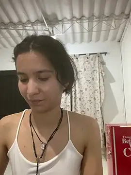 Bella still online show from 03.18.25