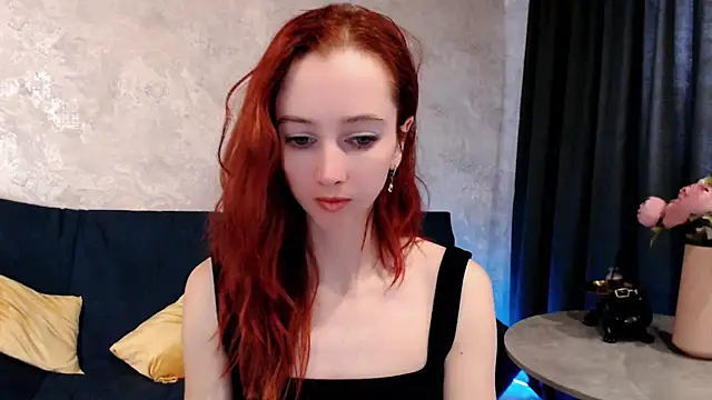 Snapshot of StelaMosy chatting on 02.28.25 StelaMosy online show from 02.28.25