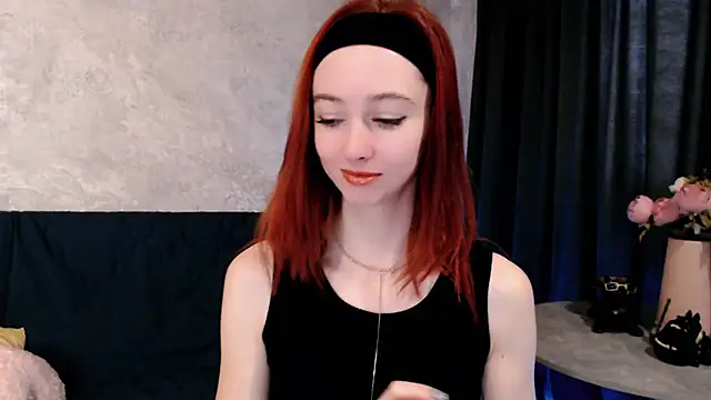 Snapshot of StelaMosy chatting on 03.05.25 StelaMosy online show from 03.05.25