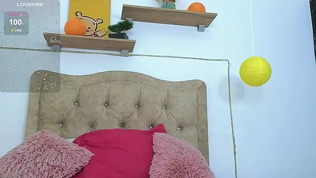 SERAFINA  online show from 02.20.25