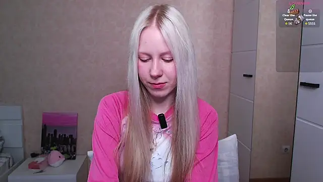 Snapshot of Mary_Kitty88 chatting on 05.12.26 Mary Kitty88 online show from 05.12.26