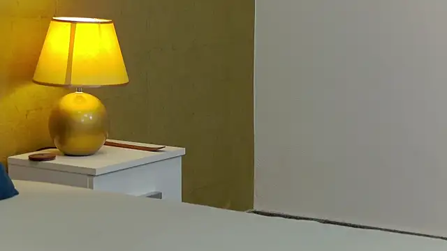 Annabellerise online show from 03.18.25