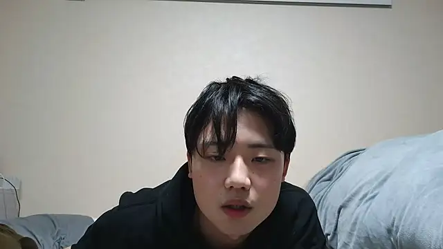 Snapshot of nunnun00 chatting on 02.25.25 nunnun00 online show from 02.25.25