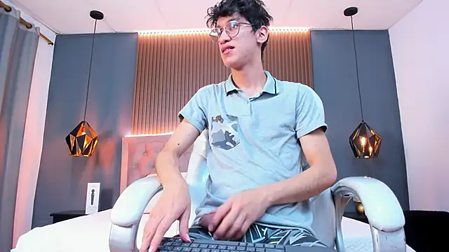 Cum hunters online show from 09.21.25