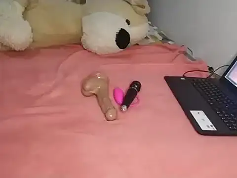 Snapshot of Chandy012 chatting on 02.13.26 Chandy012 online show from 02.13.26