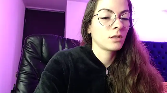 Snapshot of MARIELSINS_AND_DAIKIJACK chatting on 02.23.25 MARIELSINS AND DAIKIJACK online show from 02.23.25