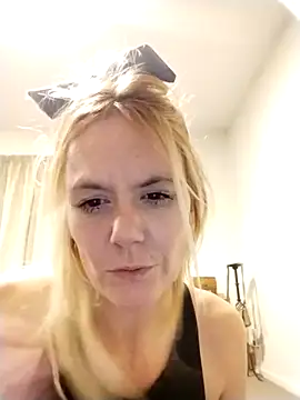 Sliprynip69 online show from 04.15.26