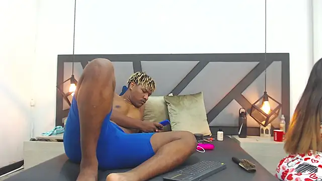 Axel black1 online show from 01.30.25