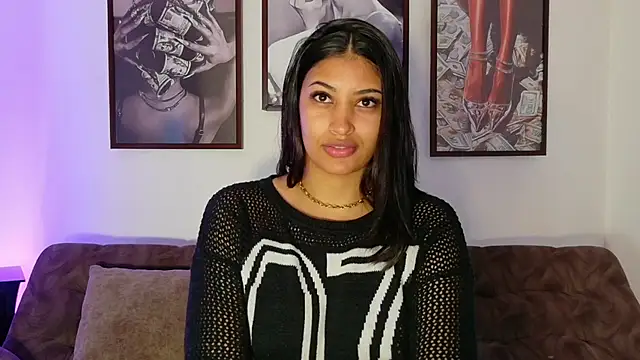 Snapshot of loretahorny chatting on 11.01.25 loretahorny online show from 11.01.25