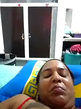 Snapshot of Teresa_mm chatting on 02.16.25 Teresa mm online show from 02.16.25