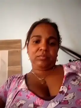 Snapshot of Teresa_mm chatting on 09.10.25 Teresa mm online show from 09.10.25