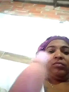 Snapshot of Teresa_mm chatting on 10.02.25 Teresa mm online show from 10.02.25