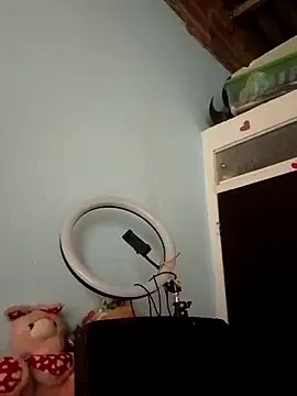 Snapshot of Teresa_mm chatting on 10.08.25 Teresa mm online show from 10.08.25