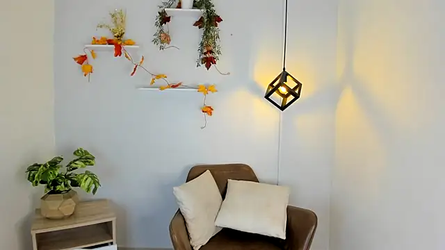 Juliane su online show from 02.05.25