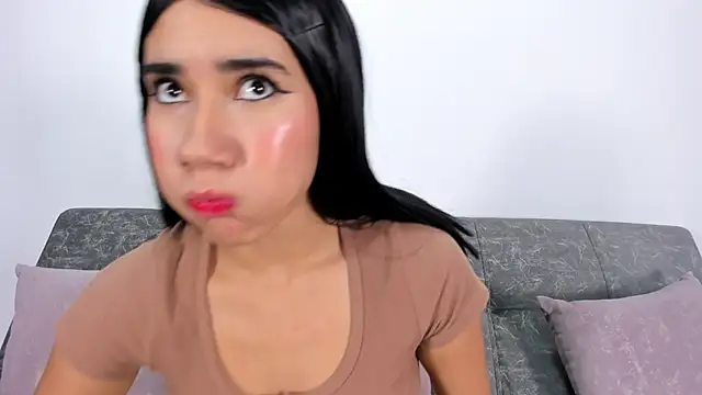 Snapshot of Alondra_Cutie chatting on 09.26.25 Alondra Cutie online show from 09.26.25