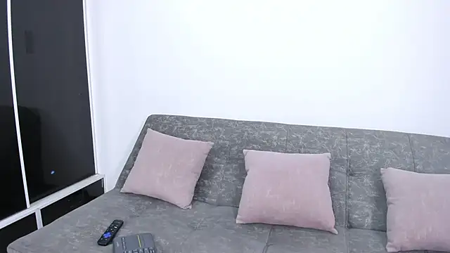 Alondra Cutie online show from 01.08.26