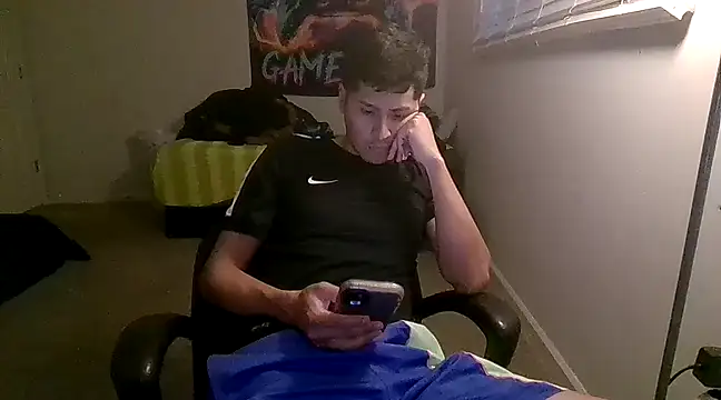 Snapshot of PerroDemonioHot chatting on 02.05.25 PerroDemonioHot online show from 02.05.25