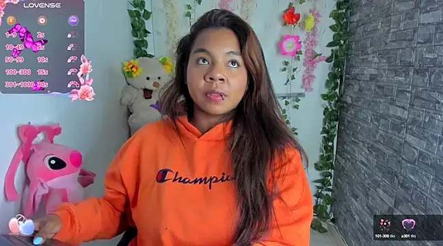 naty jhonsom  online show from 03.10.25