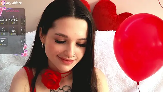 Snapshot of Arya_Black chatting on 02.13.25 Arya Black online show from 02.13.25
