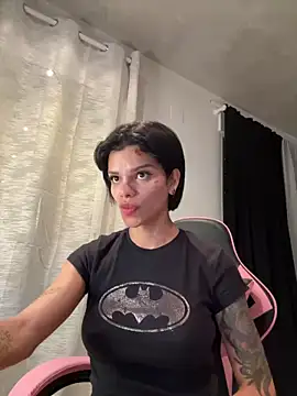 Rosariolovex online show from 02.22.25