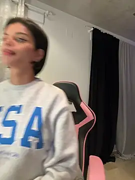 Rosariolovex online show from 03.16.25