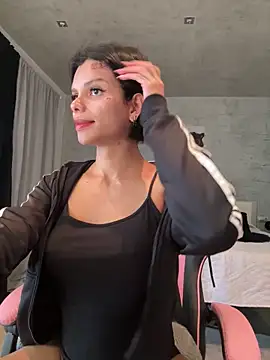 Rosariolovex online show from 03.21.25