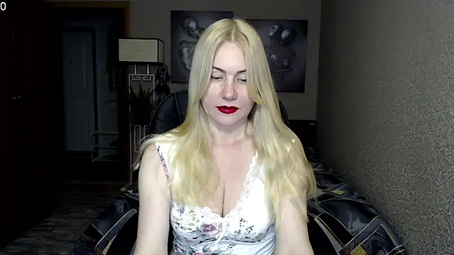 Snapshot of _Mire11a69 chatting on 02.05.25  Mire11a69 online show from 02.05.25