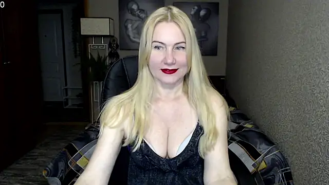 Snapshot of _Mire11a69 chatting on 02.18.25  Mire11a69 online show from 02.18.25
