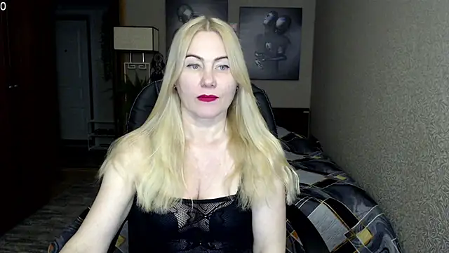 Snapshot of _Mire11a69 chatting on 02.24.25  Mire11a69 online show from 02.24.25
