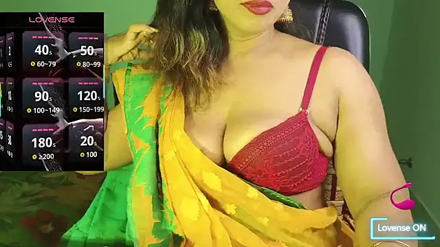 Snapshot of Bengali_Cute_Girl chatting on 03.18.25 Bengali Cute Girl online show from 03.18.25