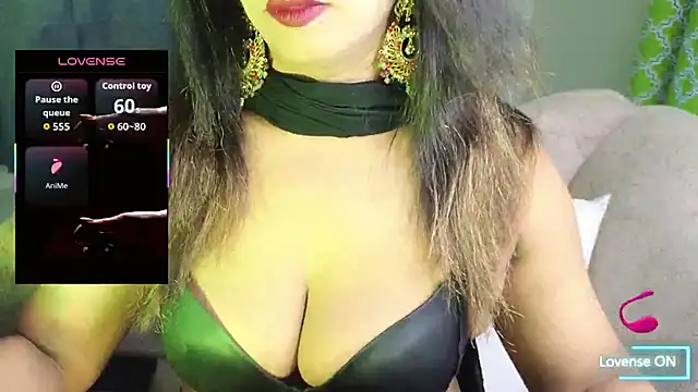 Snapshot of Bengali_Cute_Girl chatting on 09.15.25 Bengali Cute Girl online show from 09.15.25