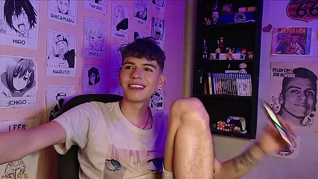 Snapshot of Mickey_Magic chatting on 01.26.25 Mickey Magic online show from 01.26.25