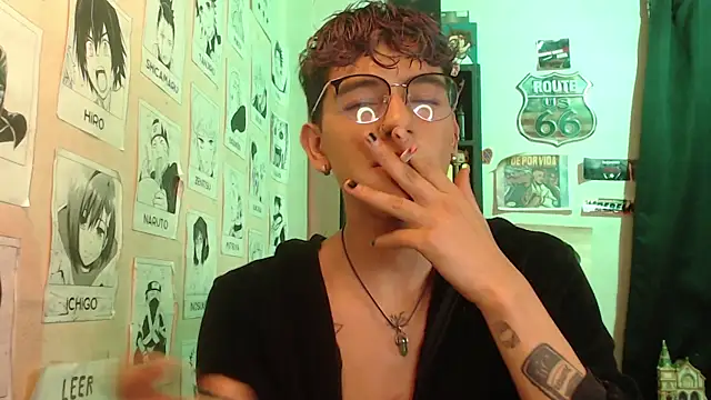 Snapshot of Mickey_Magic chatting on 02.23.25 Mickey Magic online show from 02.23.25