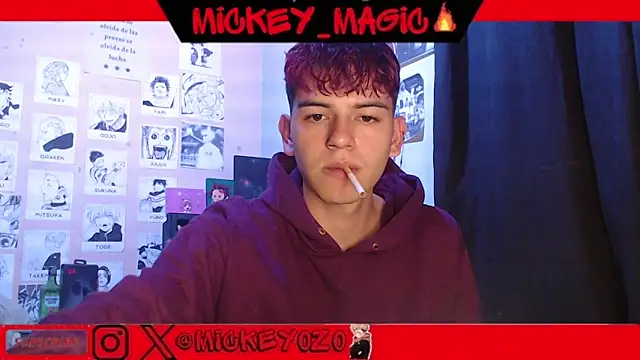 Snapshot of Mickey_Magic chatting on 03.10.25 Mickey Magic online show from 03.10.25