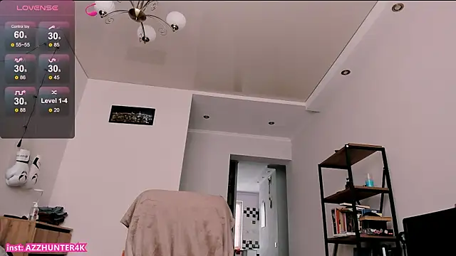 Snapshot of AssHunter4k chatting on 03.31.26 AssHunter4k online show from 03.31.26