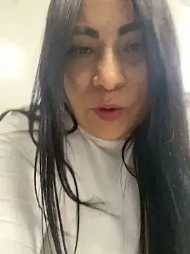 Miia Jazmin online show from 01.19.25