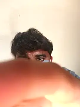 Snapshot of Raziv_komal143 chatting on 01.16.25 Raziv komal143 online show from 01.16.25