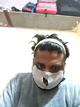 Snapshot of Raziv_komal143 chatting on 01.17.25 Raziv komal143 online show from 01.17.25