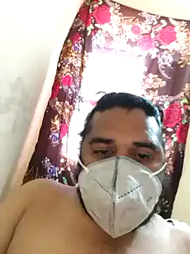 Snapshot of Raziv_komal143 chatting on 02.19.25 Raziv komal143 online show from 02.19.25