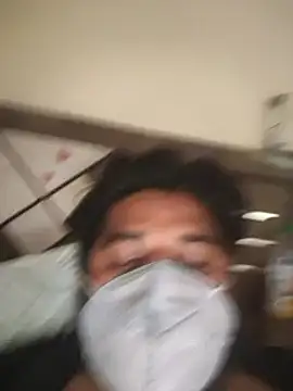 Snapshot of Raziv_komal143 chatting on 02.21.25 Raziv komal143 online show from 02.21.25