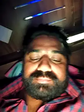 Snapshot of Raziv_komal143 chatting on 02.21.25 Raziv komal143 online show from 02.21.25