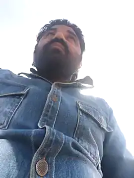 Snapshot of Raziv_komal143 chatting on 02.26.25 Raziv komal143 online show from 02.26.25