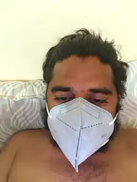 Snapshot of Raziv_komal143 chatting on 02.26.25 Raziv komal143 online show from 02.26.25